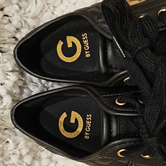 Guess Sneakers - Picture 6 of 16